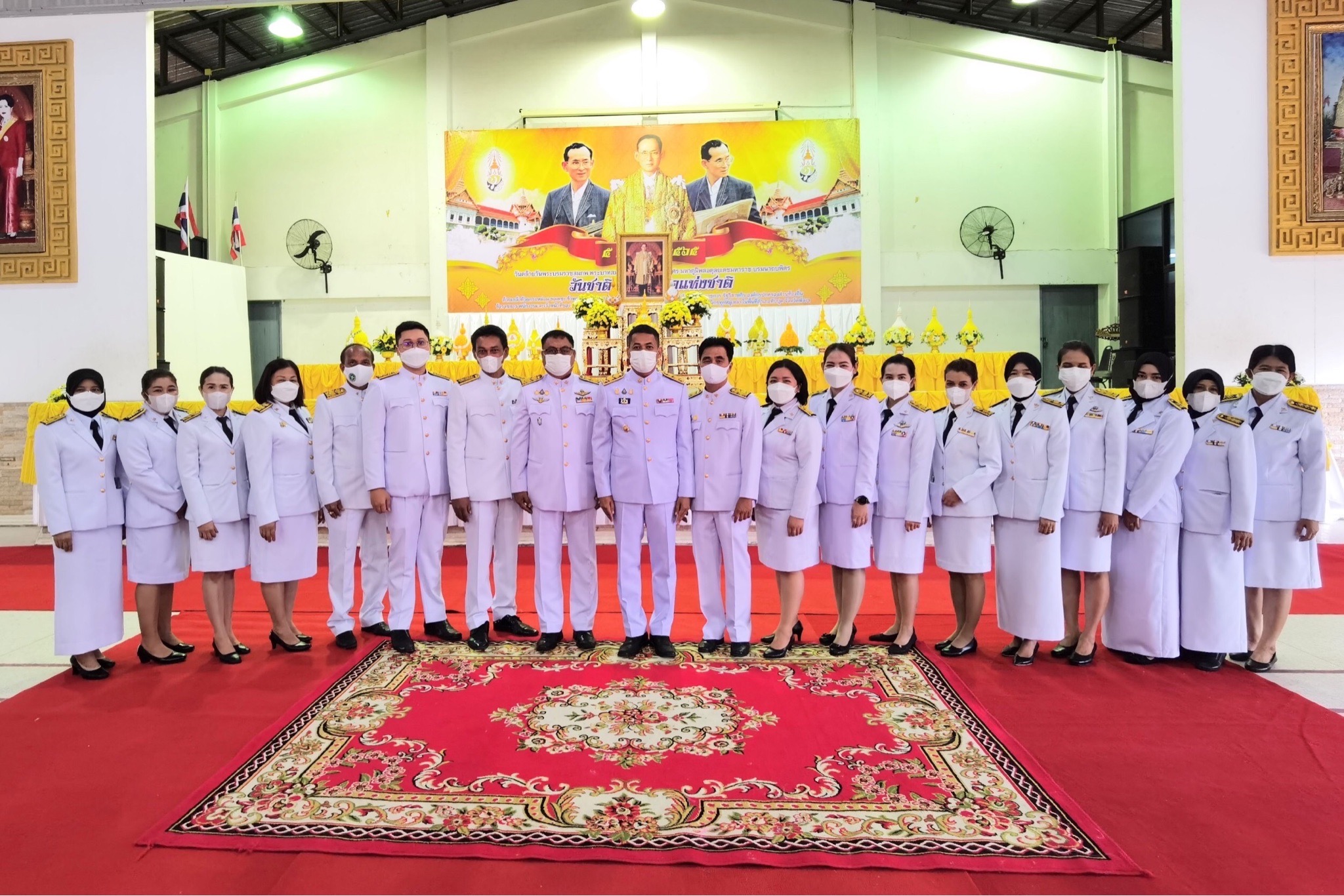 สาธารณสุขอำเภอทับปุด ร่วมกิจกรรมเนื่องในวันคล้ายวันพระบรมราชสมภพพระบาทสมเด็จพระบรมชนกาธิเบศร มหาภูมิพลอดุลยเดชมหาราช บรมนาถบพิตร วันชาติ และวันพ่อแห่งชาติ ๕ ธันวาคม ๒๕๖๕